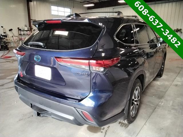 used 2021 Toyota Highlander Hybrid car, priced at $38,991