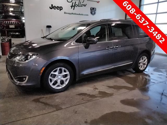 used 2017 Chrysler Pacifica car, priced at $14,487