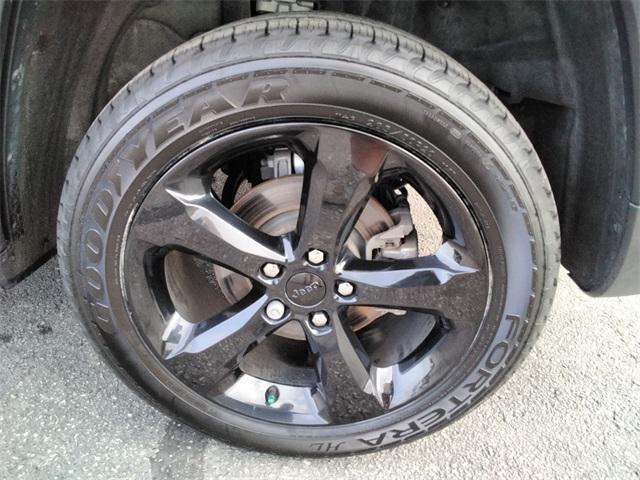 used 2023 Jeep Grand Cherokee car, priced at $32,993