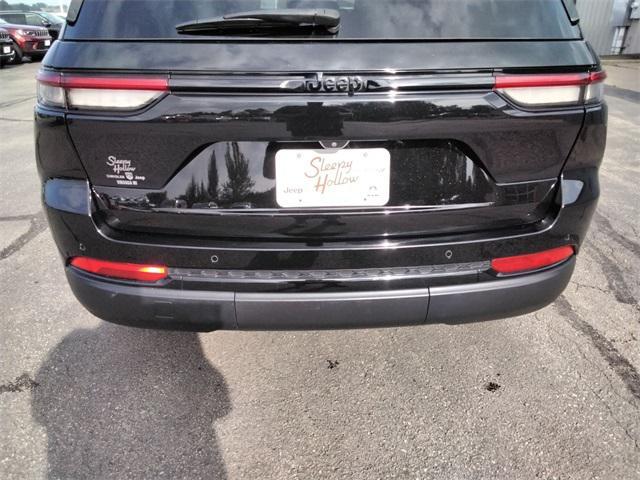 used 2023 Jeep Grand Cherokee car, priced at $32,993