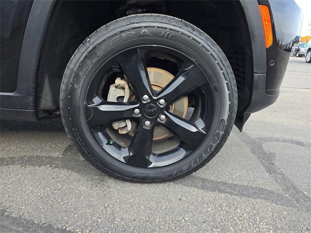 used 2024 Jeep Grand Cherokee L car, priced at $36,684