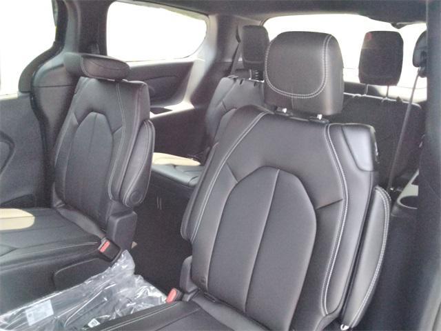 new 2025 Chrysler Pacifica car, priced at $47,935