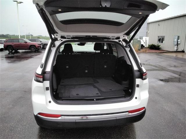 used 2023 Jeep Grand Cherokee car, priced at $30,783