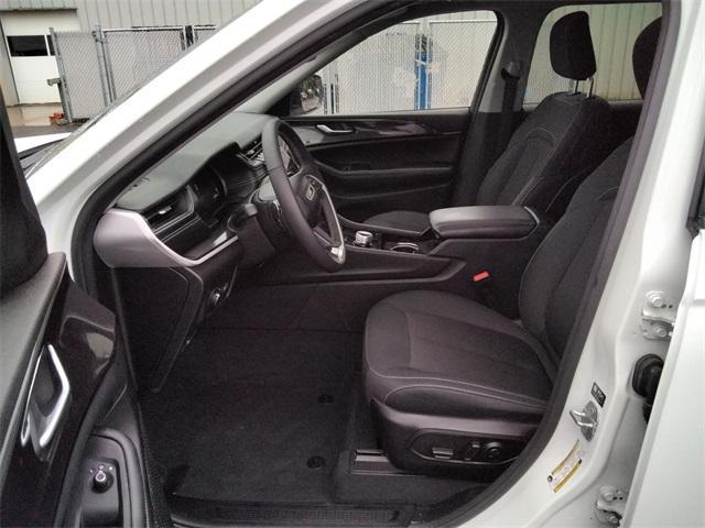 used 2023 Jeep Grand Cherokee car, priced at $30,783