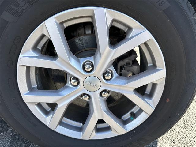 used 2022 Jeep Grand Cherokee car, priced at $31,992