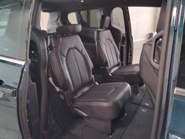 new 2025 Chrysler Pacifica car, priced at $49,215