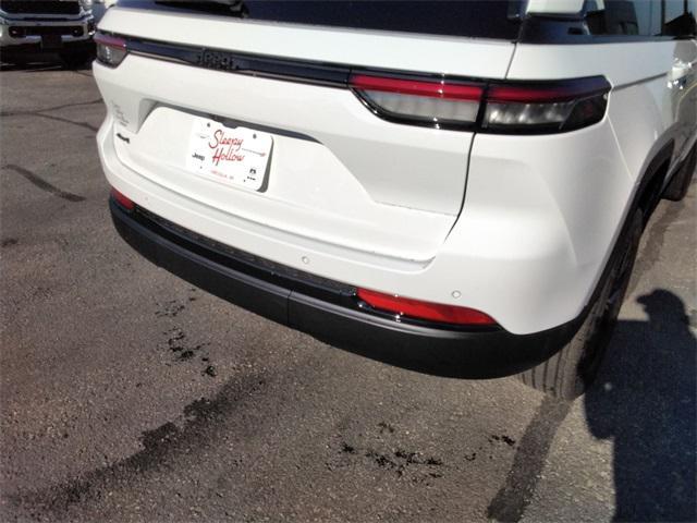 new 2025 Jeep Grand Cherokee car, priced at $46,135