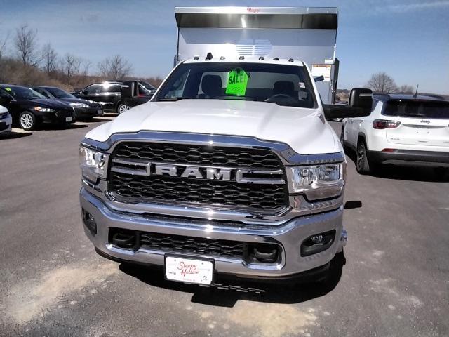 new 2024 Ram 3500 car, priced at $77,961