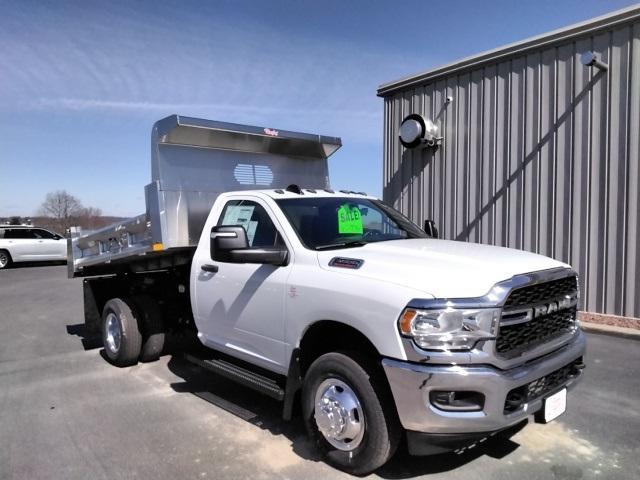 new 2024 Ram 3500 car, priced at $77,961