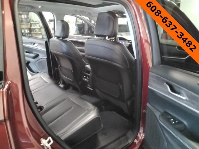 used 2023 Jeep Grand Cherokee car, priced at $37,993