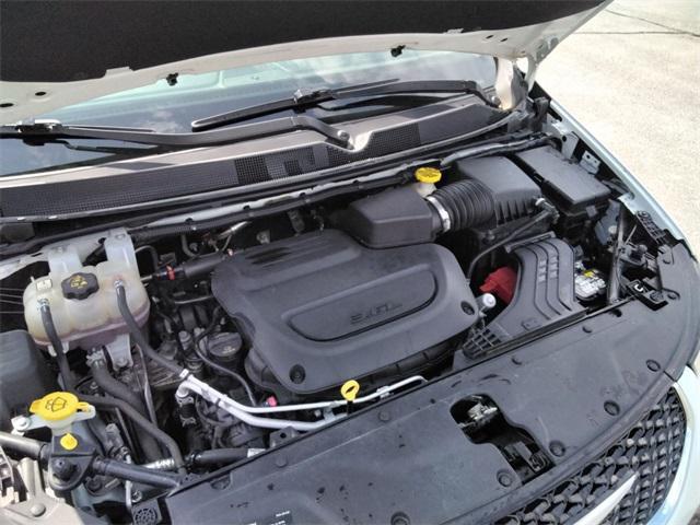 used 2021 Chrysler Pacifica car, priced at $22,481