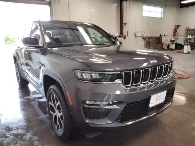 new 2024 Jeep Grand Cherokee car, priced at $52,810