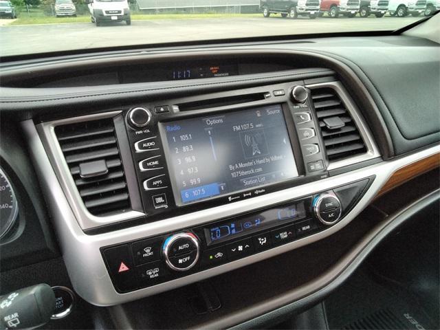 used 2017 Toyota Highlander car, priced at $23,997