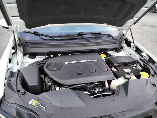 used 2019 Jeep Cherokee car, priced at $19,989