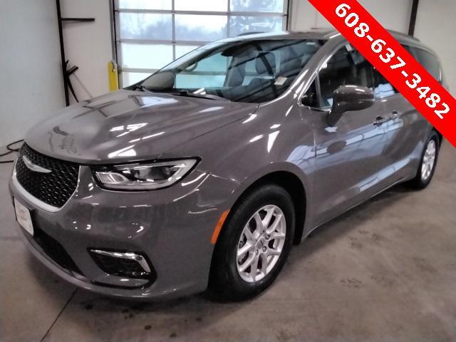 used 2022 Chrysler Pacifica car, priced at $22,982