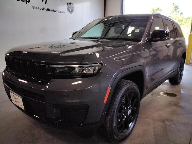 new 2024 Jeep Grand Cherokee L car, priced at $48,159