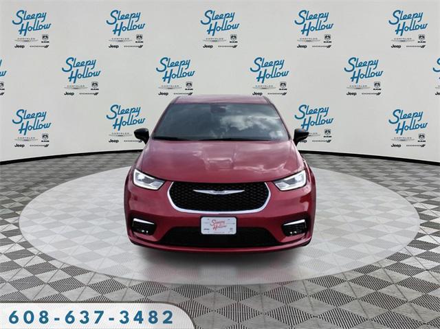 new 2026 Chrysler Pacifica car, priced at $46,956