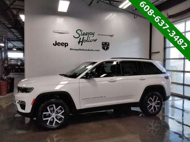 new 2025 Jeep Grand Cherokee car, priced at $44,945