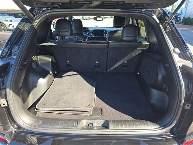 used 2019 Jeep Cherokee car, priced at $21,489