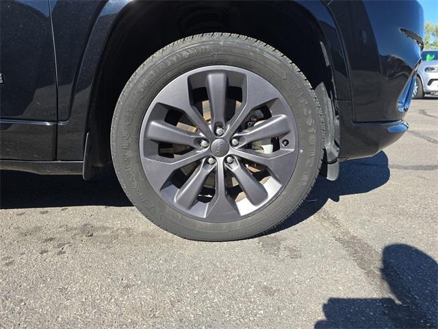 used 2019 Jeep Cherokee car, priced at $21,489