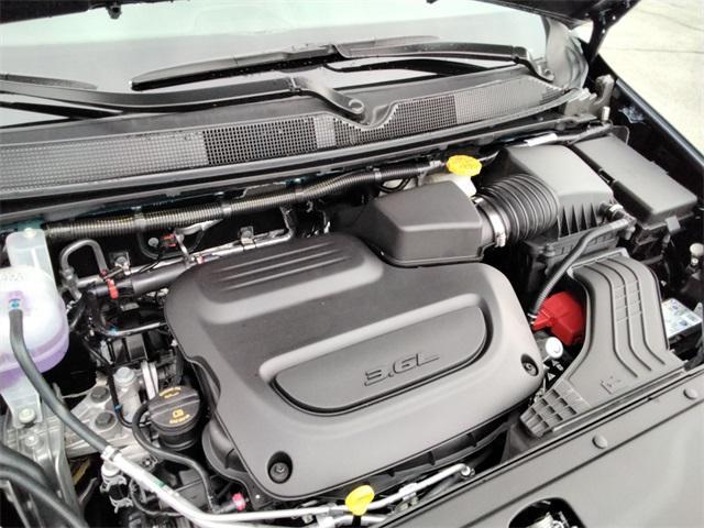 new 2025 Chrysler Pacifica car, priced at $54,589