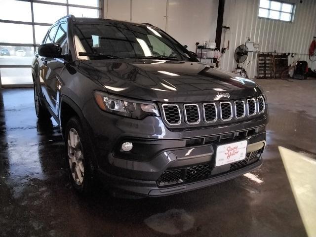 new 2024 Jeep Compass car, priced at $33,500