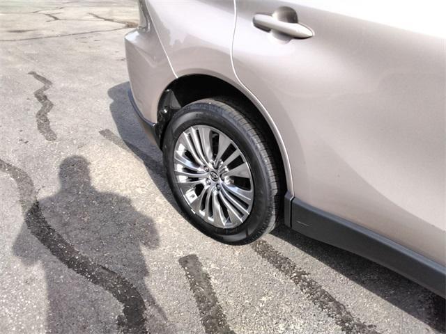 used 2021 Toyota Venza car, priced at $28,991