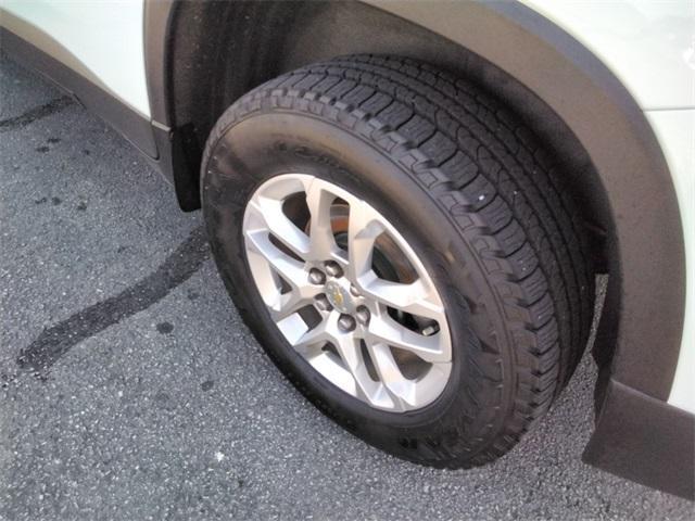used 2020 Chevrolet Traverse car, priced at $23,990