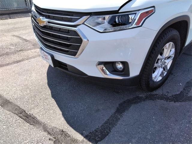 used 2020 Chevrolet Traverse car, priced at $23,990