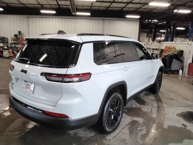 new 2024 Jeep Grand Cherokee L car, priced at $47,623