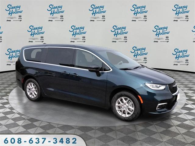 new 2025 Chrysler Pacifica car, priced at $44,940