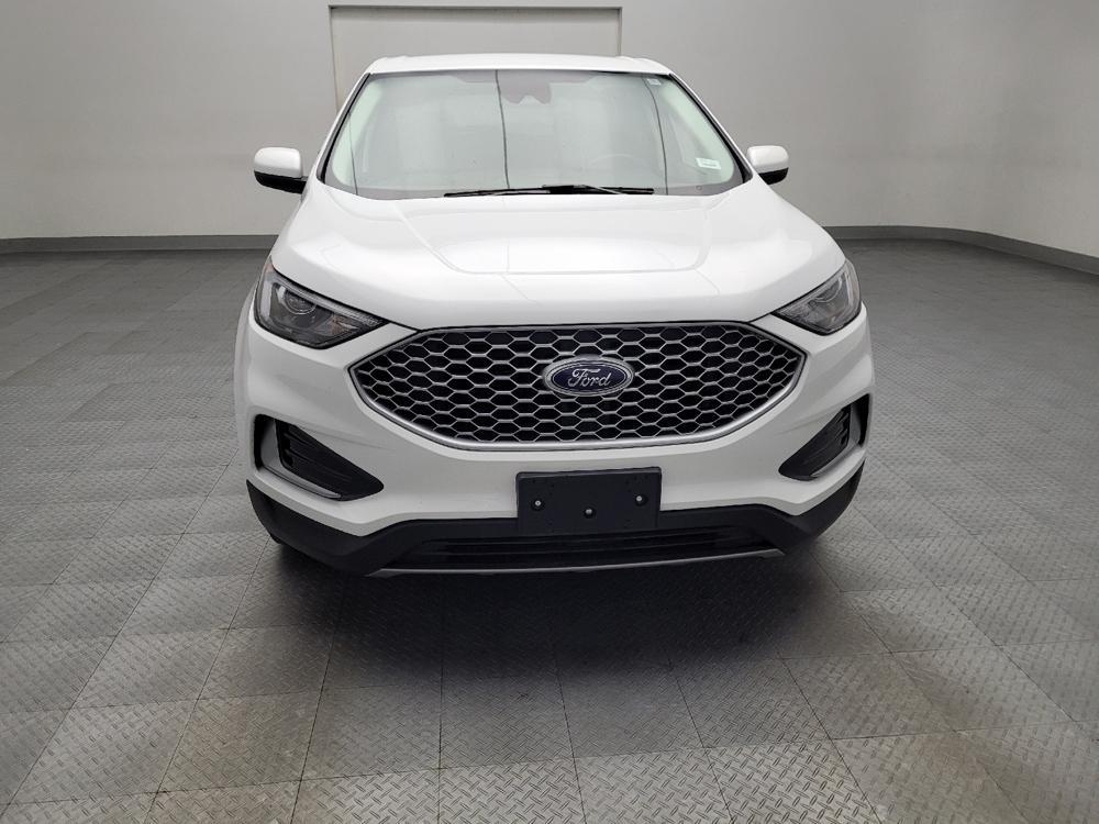 used 2024 Ford Edge car, priced at $25,595