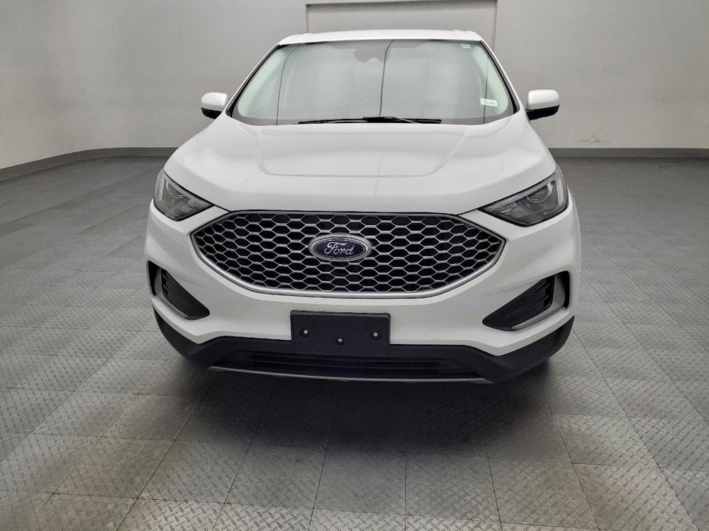 used 2024 Ford Edge car, priced at $25,595
