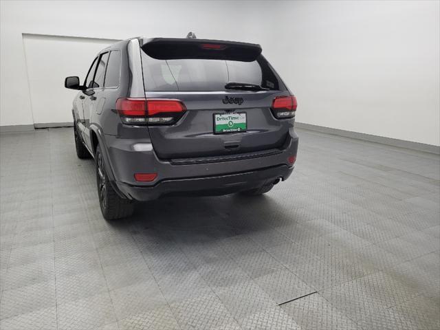 used 2017 Jeep Grand Cherokee car, priced at $17,595