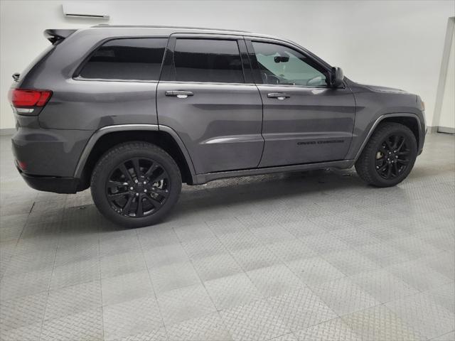 used 2017 Jeep Grand Cherokee car, priced at $17,595