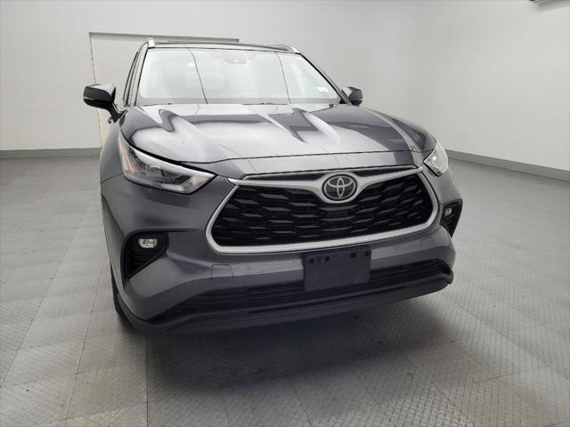 used 2020 Toyota Highlander car, priced at $26,895