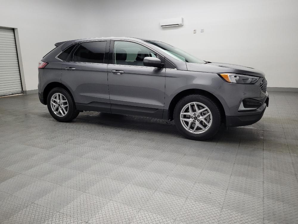 used 2024 Ford Edge car, priced at $25,595
