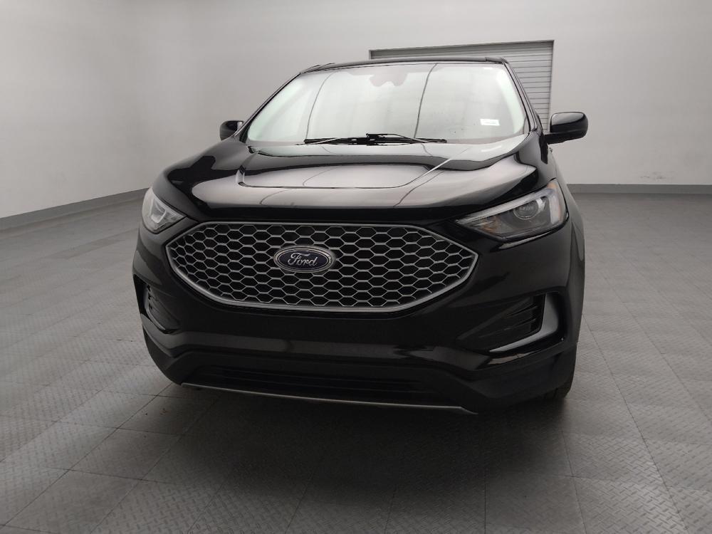 used 2024 Ford Edge car, priced at $25,395