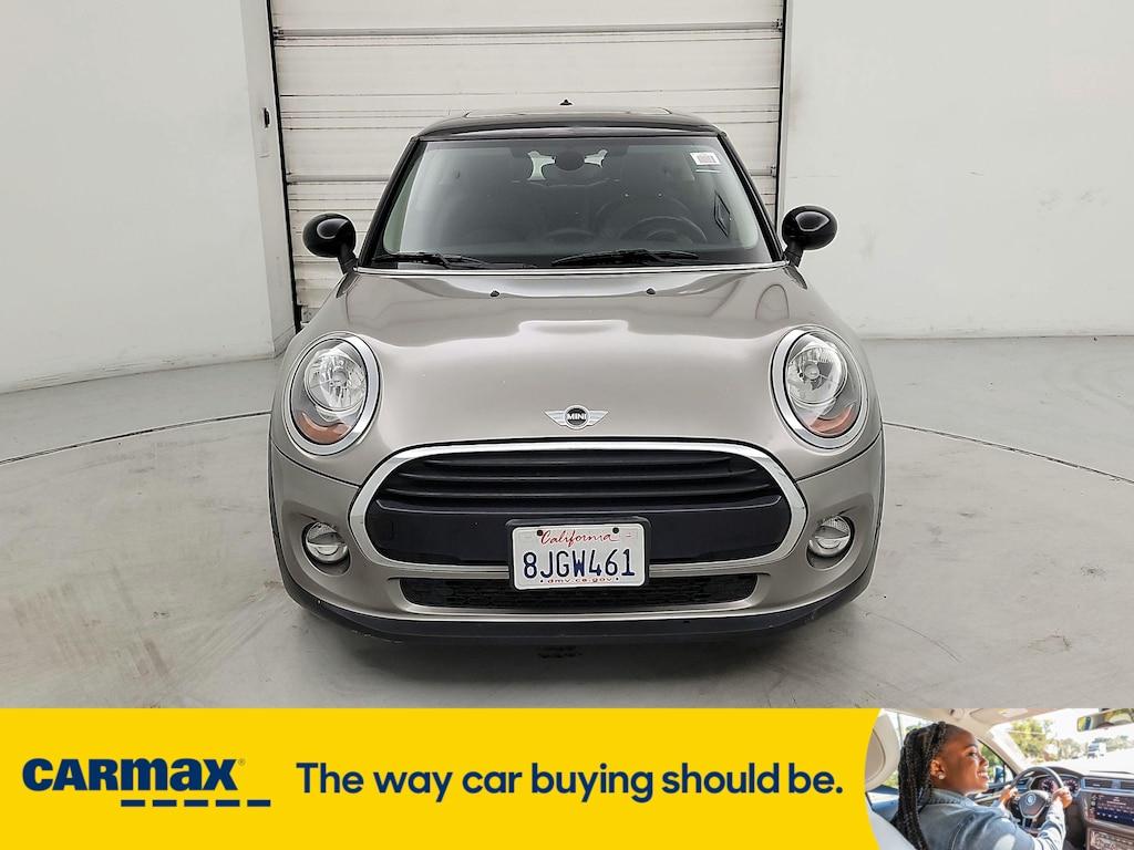 used 2016 MINI Hardtop car, priced at $13,998