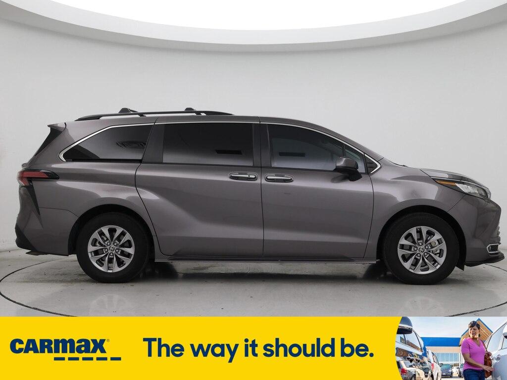 used 2022 Toyota Sienna car, priced at $39,998