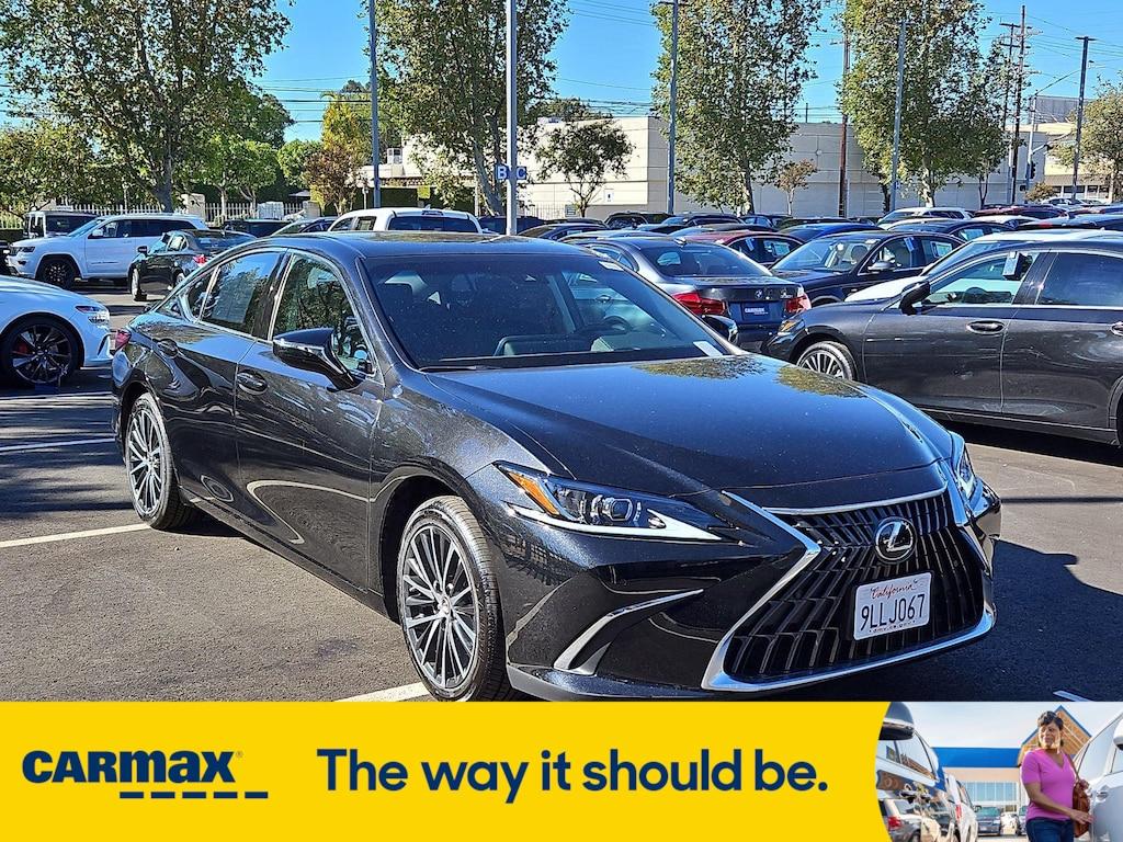 used 2024 Lexus ES 300h car, priced at $40,998