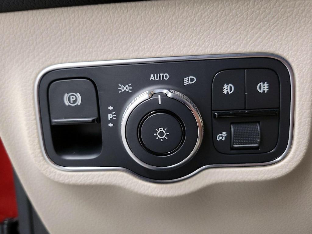 used 2021 Mercedes-Benz GLB 250 car, priced at $30,998