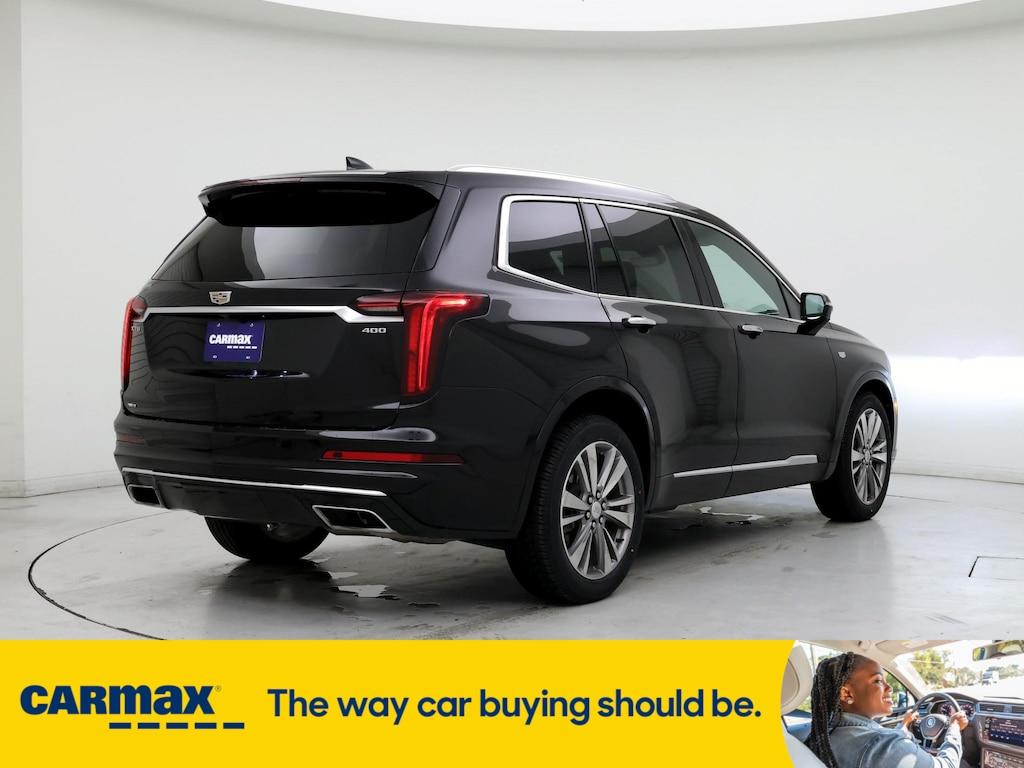 used 2022 Cadillac XT6 car, priced at $29,998