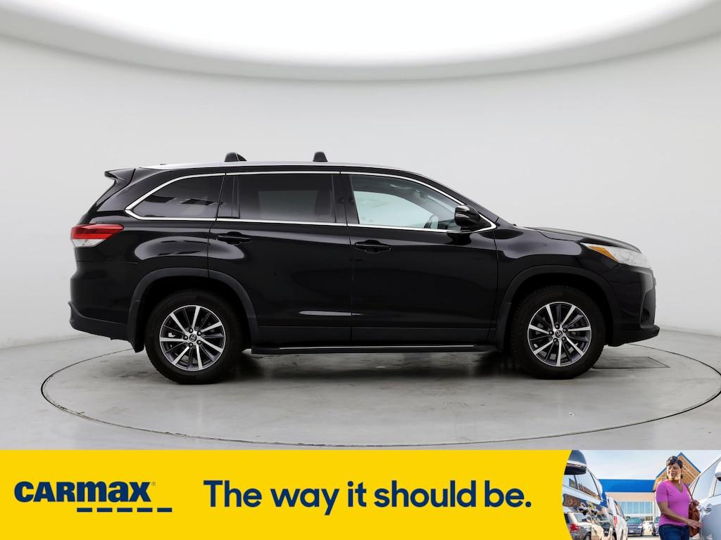 used 2019 Toyota Highlander car, priced at $27,998