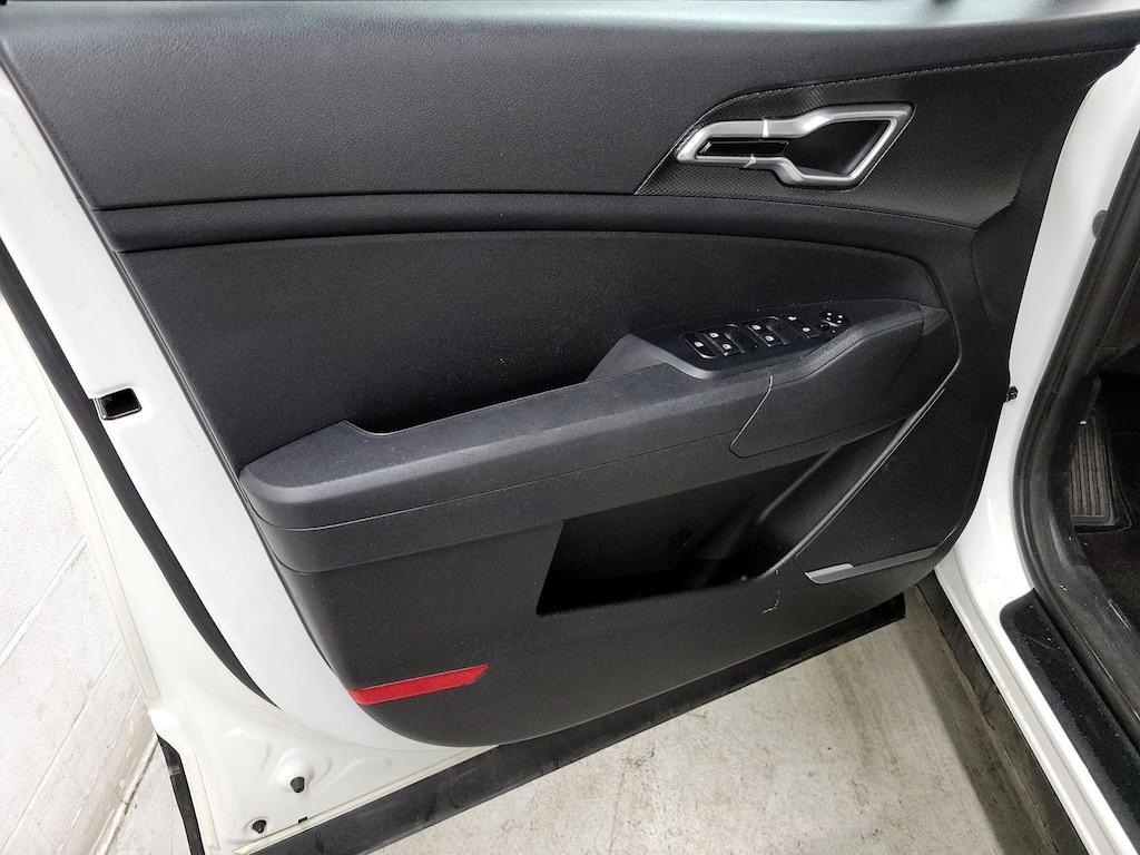 used 2023 Kia Sportage Hybrid car, priced at $26,998