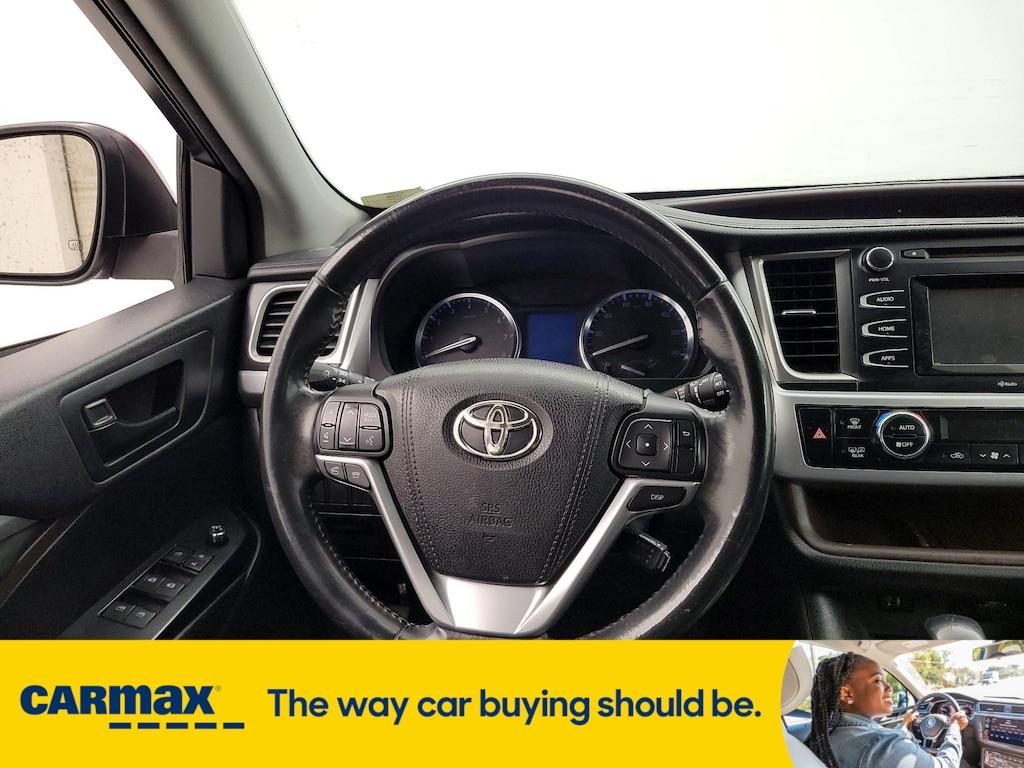 used 2015 Toyota Highlander car, priced at $17,998