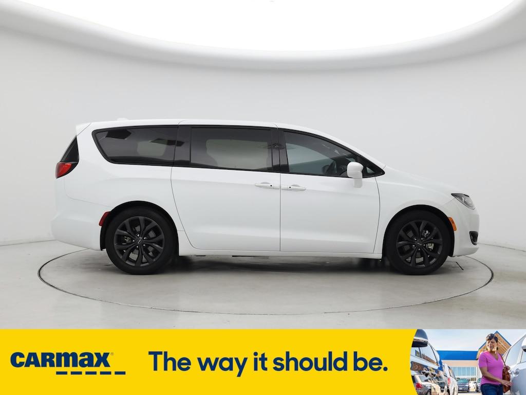 used 2020 Chrysler Pacifica car, priced at $22,998