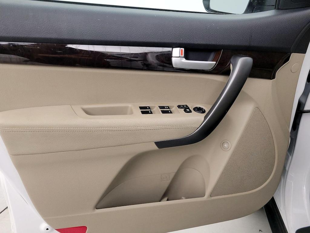 used 2015 Kia Sorento car, priced at $14,998