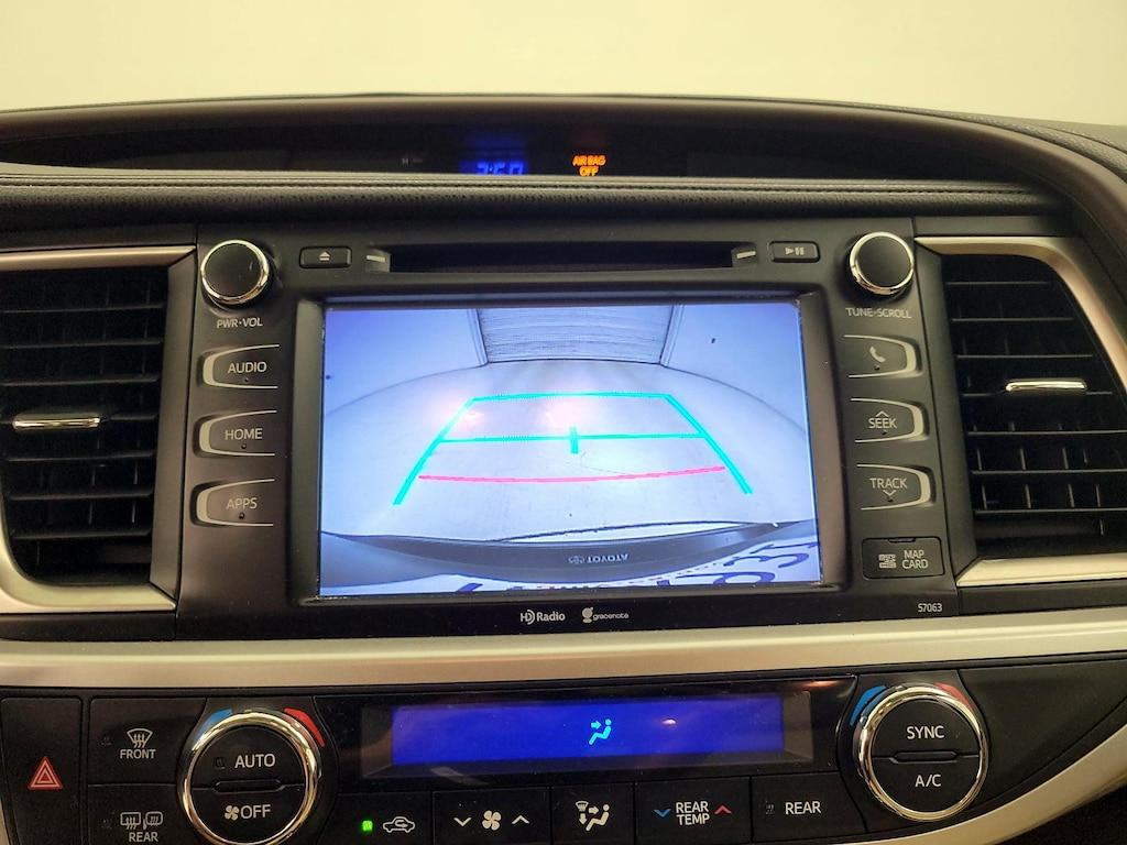 used 2015 Toyota Highlander car, priced at $21,998