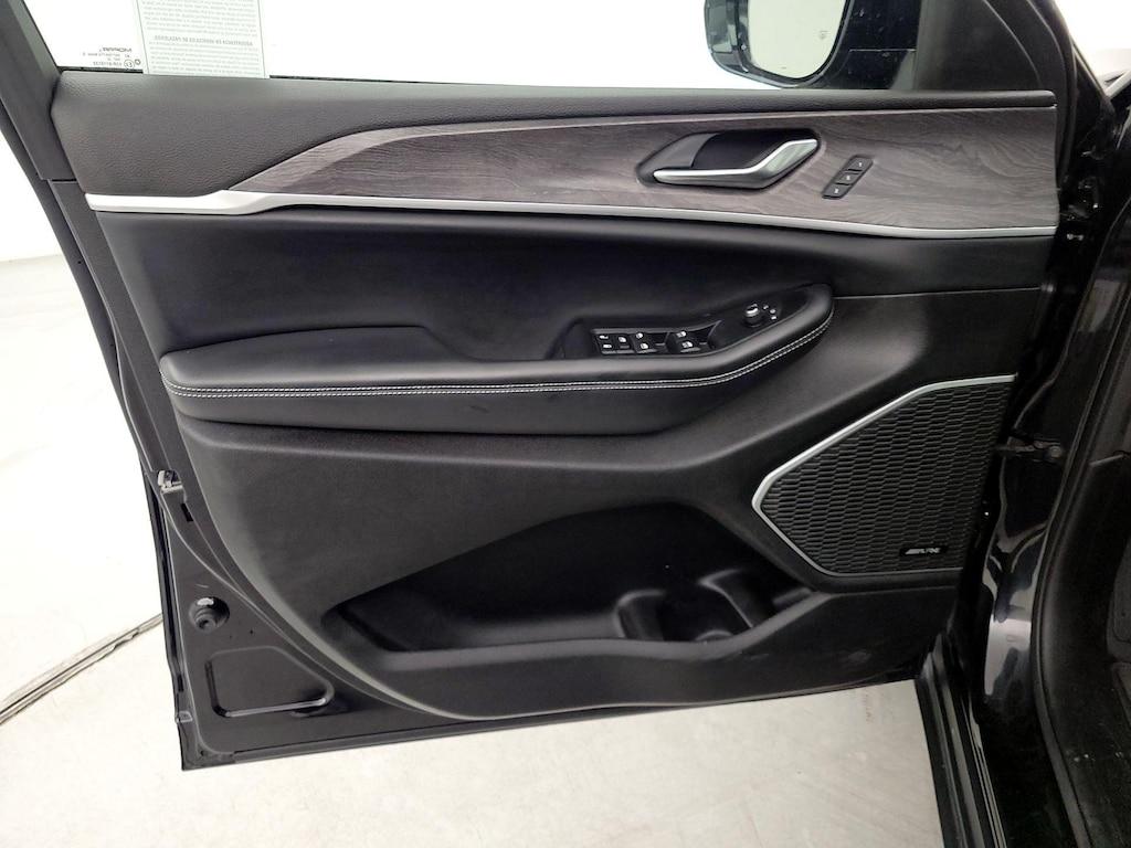 used 2022 Jeep Grand Cherokee car, priced at $32,998